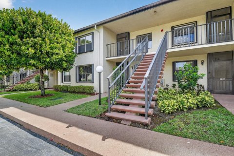 Condominio en Lake Worth, Florida, 2 dormitorios № 2262146