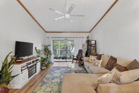 Copropriété à vendre à Lake Worth, Floride: 2 chambres, 126.35 m2 № 2262146 - photo 7