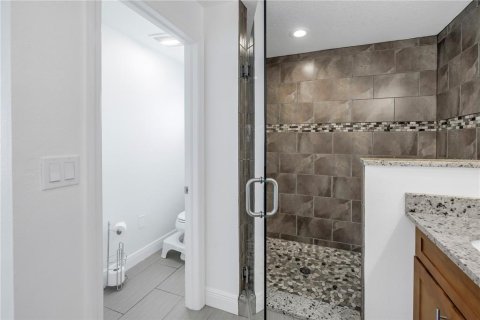 Adosado en venta en Indian Rocks Beach, Florida, 3 dormitorios, 168.34 m2 № 2166144 - foto 18