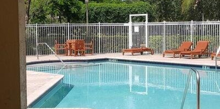Condominio en Stuart, Florida, 3 dormitorios № 1224643