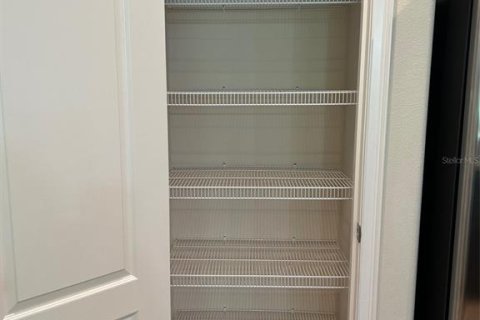 Touwnhouse à vendre à Davenport, Floride: 3 chambres, 151.62 m2 № 2130553 - photo 7