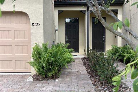 Touwnhouse à vendre à Davenport, Floride: 3 chambres, 151.62 m2 № 2130553 - photo 3