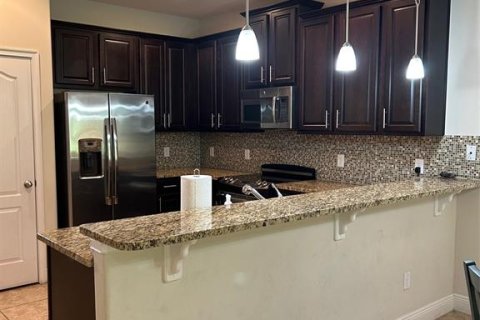 Touwnhouse à vendre à Davenport, Floride: 3 chambres, 151.62 m2 № 2130553 - photo 8