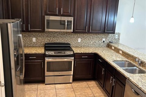 Touwnhouse à vendre à Davenport, Floride: 3 chambres, 151.62 m2 № 2130553 - photo 5