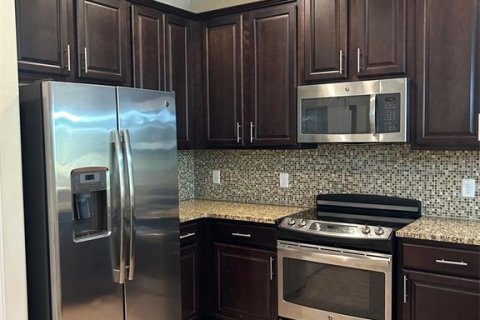 Touwnhouse à vendre à Davenport, Floride: 3 chambres, 151.62 m2 № 2130553 - photo 6
