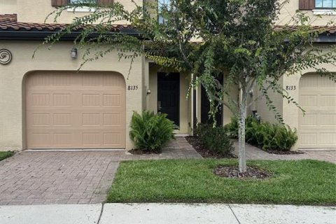 Touwnhouse à vendre à Davenport, Floride: 3 chambres, 151.62 m2 № 2130553 - photo 2