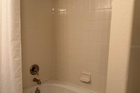 Touwnhouse à vendre à Davenport, Floride: 3 chambres, 151.62 m2 № 2130553 - photo 25