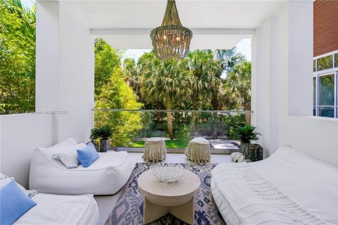 Villa ou maison à vendre à Key Biscayne, Floride: 5 chambres, 387.03 m2 № 1978469 - photo 29