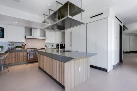 Villa ou maison à vendre à Key Biscayne, Floride: 5 chambres, 387.03 m2 № 1978469 - photo 30