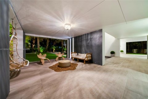 Villa ou maison à vendre à Key Biscayne, Floride: 5 chambres, 387.03 m2 № 1978469 - photo 22