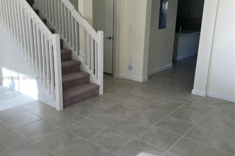 Villa ou maison à vendre à Hialeah, Floride: 3 chambres, 153.29 m2 № 2080692 - photo 25