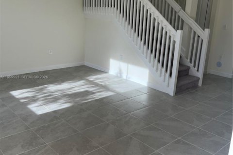 Villa ou maison à vendre à Hialeah, Floride: 3 chambres, 153.29 m2 № 2080692 - photo 22