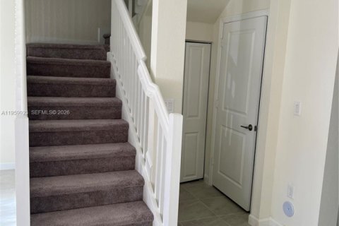 Villa ou maison à vendre à Hialeah, Floride: 3 chambres, 153.29 m2 № 2080692 - photo 5