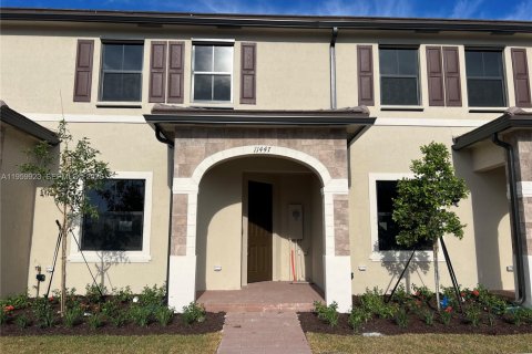 Villa ou maison à vendre à Hialeah, Floride: 3 chambres, 153.29 m2 № 2080692 - photo 19