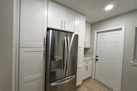 Appartement à louer à Orlando, Floride: 3 chambres, 93.46 m2 № 2431931 - photo 3