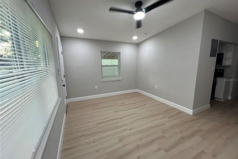 Appartement à louer à Orlando, Floride: 3 chambres, 93.46 m2 № 2431931 - photo 8