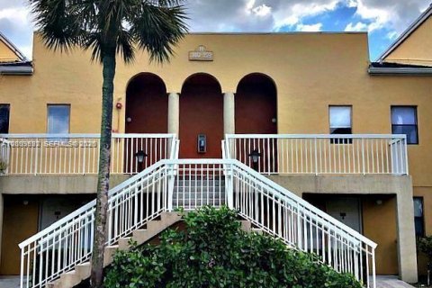 Condo in Fort Lauderdale, Florida, 1 bedroom  № 2068185 - photo 8