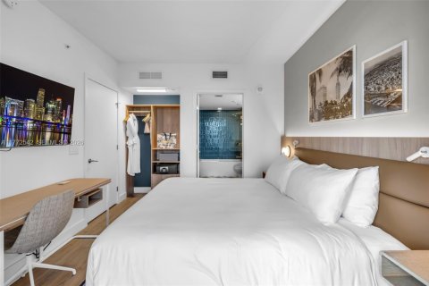 Купить отель в Майами, Флорида 2 спальни, 59.36м2, № 2027618 - фото 9