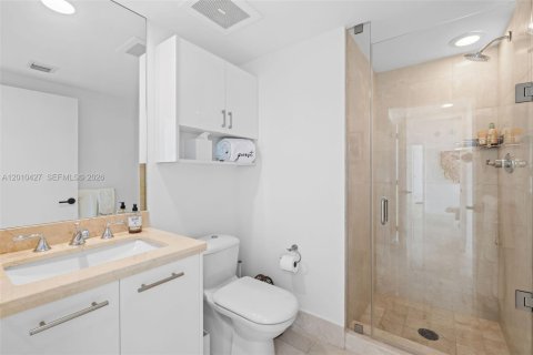 Condominio en venta en Miami Beach, Florida, 2 dormitorios, 92.25 m2 № 2091223 - foto 12