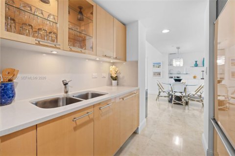 Condominio en venta en Miami Beach, Florida, 2 dormitorios, 92.25 m2 № 2091223 - foto 16
