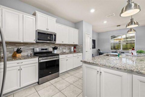 Casa en venta en Davenport, Florida, 5 dormitorios, 250.84 m2 № 1688496 - foto 9
