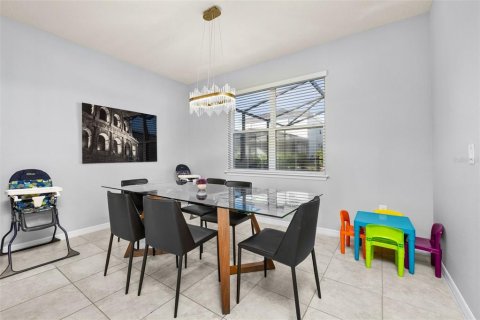 Casa en venta en Davenport, Florida, 5 dormitorios, 250.84 m2 № 1688496 - foto 16