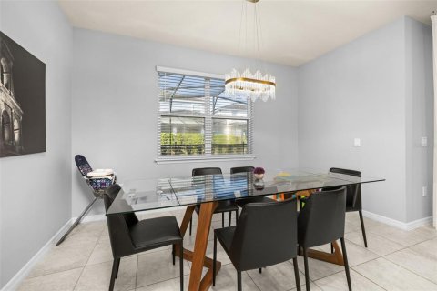 Casa en venta en Davenport, Florida, 5 dormitorios, 250.84 m2 № 1688496 - foto 17