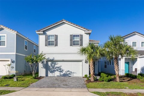 Casa en venta en Davenport, Florida, 5 dormitorios, 250.84 m2 № 1688496 - foto 1