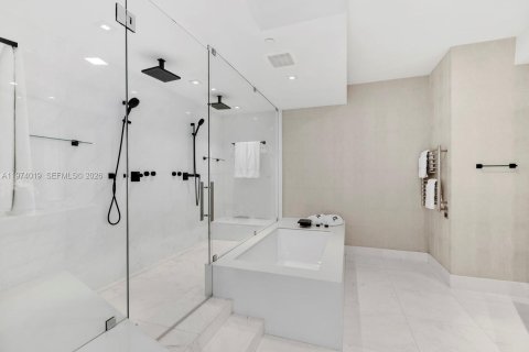 Copropriété à vendre à Sunny Isles Beach, Floride: 4 chambres, 294.59 m2 № 2174833 - photo 24