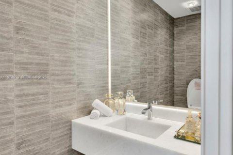 Copropriété à vendre à Sunny Isles Beach, Floride: 4 chambres, 294.59 m2 № 2174833 - photo 28