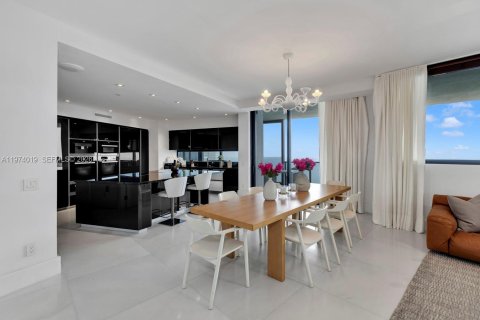 Copropriété à vendre à Sunny Isles Beach, Floride: 4 chambres, 294.59 m2 № 2174833 - photo 18