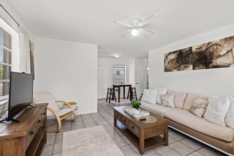 Appartement à louer à Hollywood, Floride: 1 chambre, 48.68 m2 № 2376212 - photo 7