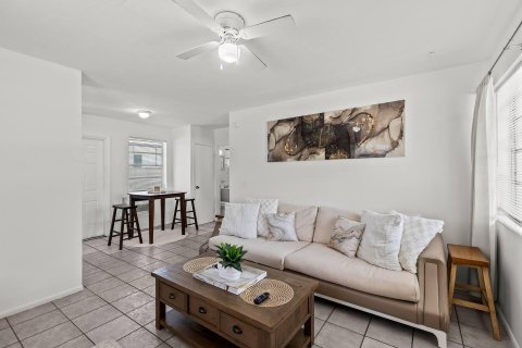 Appartement à louer à Hollywood, Floride: 1 chambre, 48.68 m2 № 2376212 - photo 5