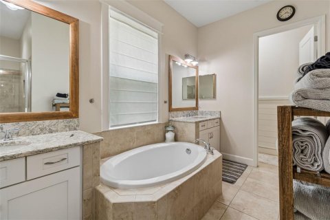Casa en venta en Land O' Lakes, Florida, 5 dormitorios, 320.51 m2 № 2151907 - foto 21