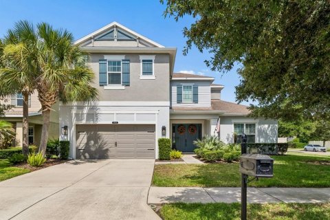 Casa en CONNERTON
en Land O' Lakes, Florida 5 dormitorios, 320.51 m2 № 2151907