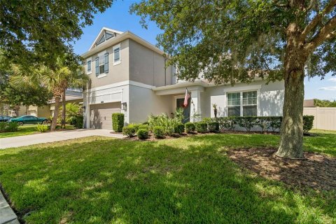 Casa en venta en Land O' Lakes, Florida, 5 dormitorios, 320.51 m2 № 2151907 - foto 3
