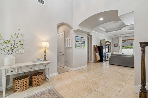 Casa en venta en Land O' Lakes, Florida, 5 dormitorios, 320.51 m2 № 2151907 - foto 9