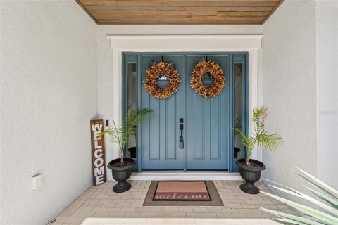Casa en venta en Land O' Lakes, Florida, 5 dormitorios, 320.51 m2 № 2151907 - foto 5