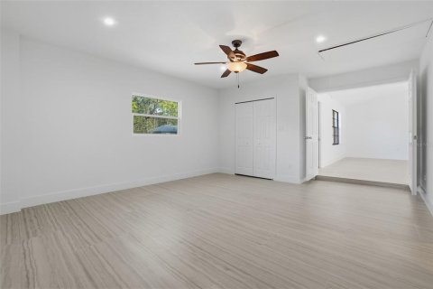 Casa en venta en Palm Bay, Florida, 4 dormitorios, 139.73 m2 № 2167450 - foto 26