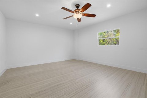 Casa en venta en Palm Bay, Florida, 4 dormitorios, 139.73 m2 № 2167450 - foto 25