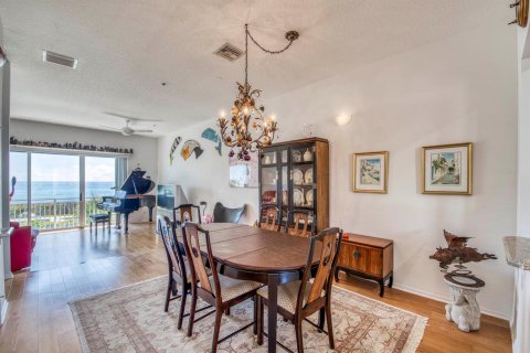 Townhouse in Jupiter, Florida 4 bedrooms, 297.94 sq.m. № 2269273 - photo 5