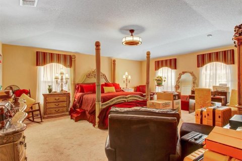 House in Groveland, Florida 4 bedrooms, 293.57 sq.m. № 2209156 - photo 21