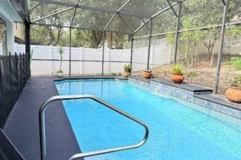 House in Groveland, Florida 4 bedrooms, 293.57 sq.m. № 2209156 - photo 10