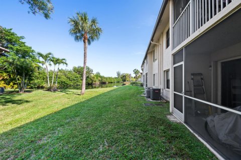Condo in Margate, Florida, 2 bedrooms  № 2187617 - photo 16