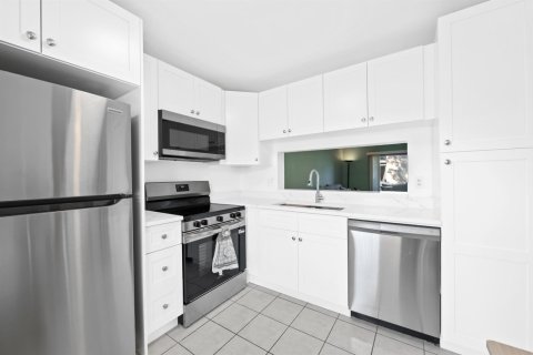 Condominio en Margate, Florida, 2 dormitorios № 2187617