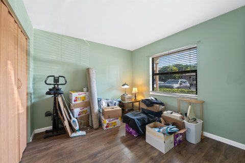 Condo in Margate, Florida, 2 bedrooms  № 2187617 - photo 11