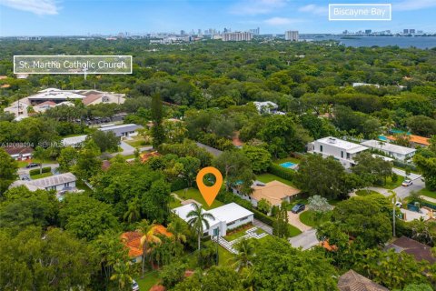 Casa en venta en Miami Shores, Florida, 3 dormitorios, 152.92 m2 № 2383256 - foto 26