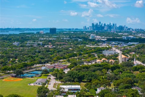 Casa en venta en Miami Shores, Florida, 3 dormitorios, 152.92 m2 № 2383256 - foto 28