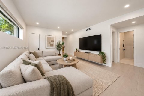 Casa en venta en Miami Shores, Florida, 3 dormitorios, 152.92 m2 № 2383256 - foto 15