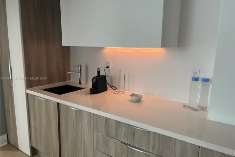 Condominio en venta en Miami Beach, Florida, 1 dormitorio, 42.18 m2 № 1714549 - foto 4